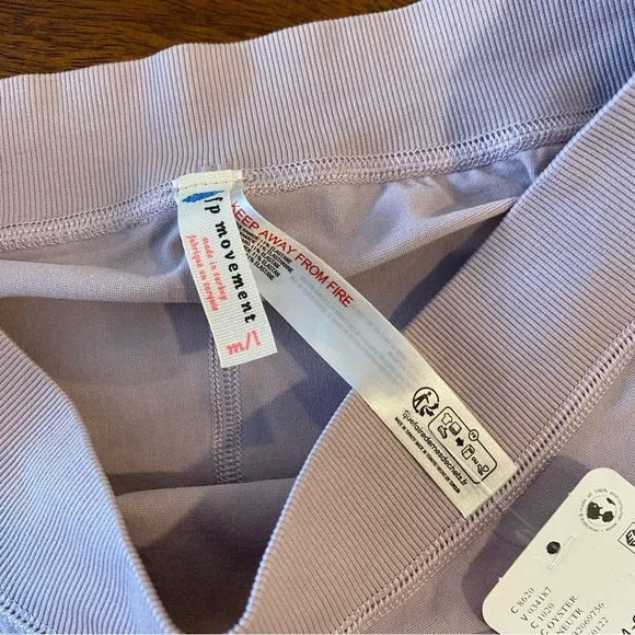 Free people movement leggings in women’s size m/l lavendar new with tags - Picture 9 of 12